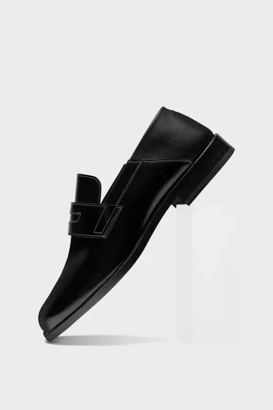 Maison Margiela Mens Black Leather Tabi Slip-On Black online